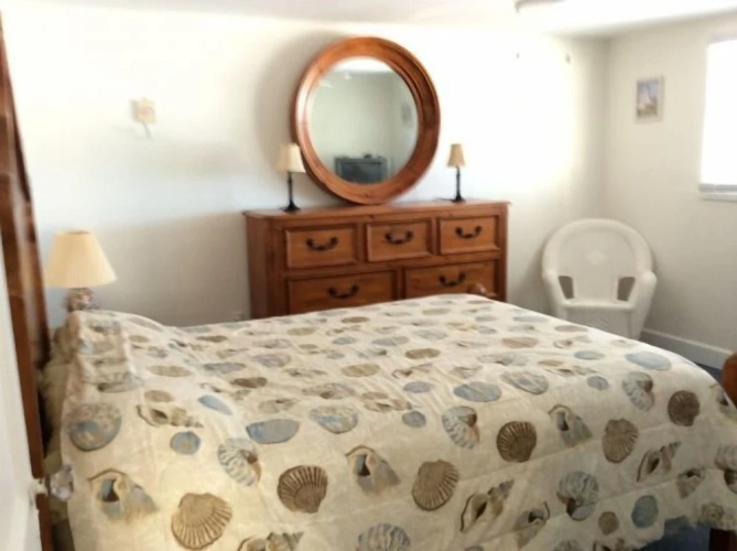 3 Bedrooms Cottage beachfront