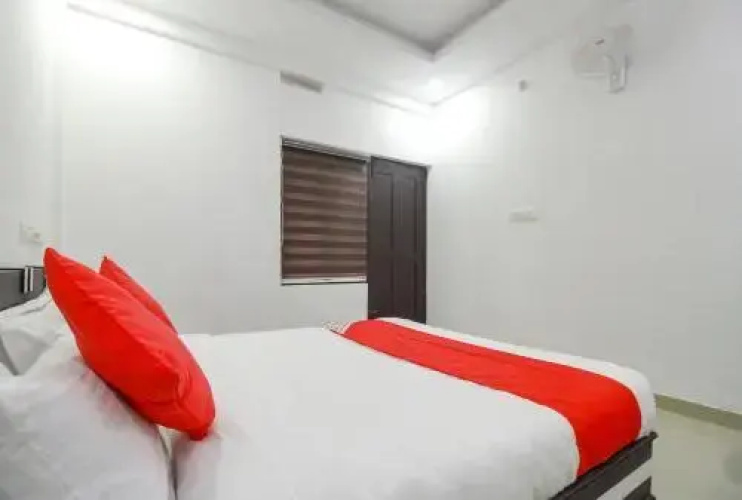 Oyo 28289 Tk Residency