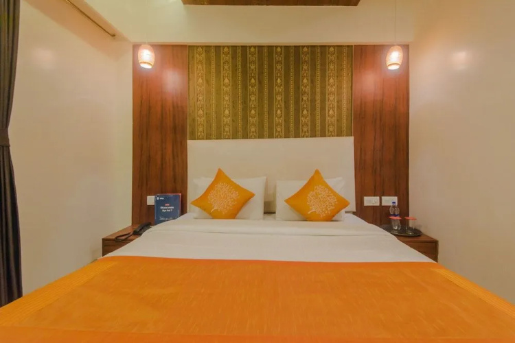 OYO 10166 Hotel D69 Residency