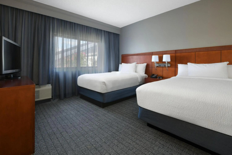 Courtyard by Marriott Dallas Las Colinas