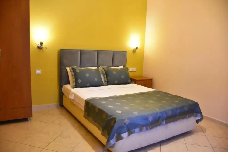 1 Bedroom Apartment with balcony