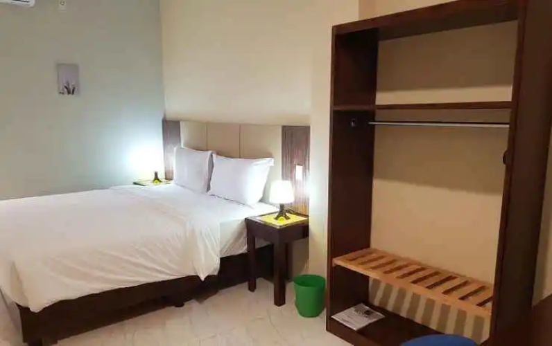 Batavia Hotel