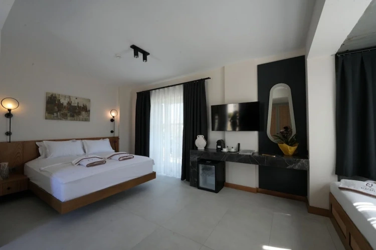 Standard Family room with balcony and with pool view