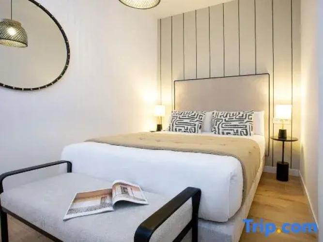 3 Bedrooms Apartment