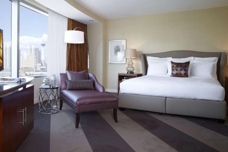 Renaissance Las Vegas Hotel