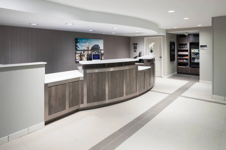 Residence Inn By Marriott Kansas City Country Club Plaza - Kansas City