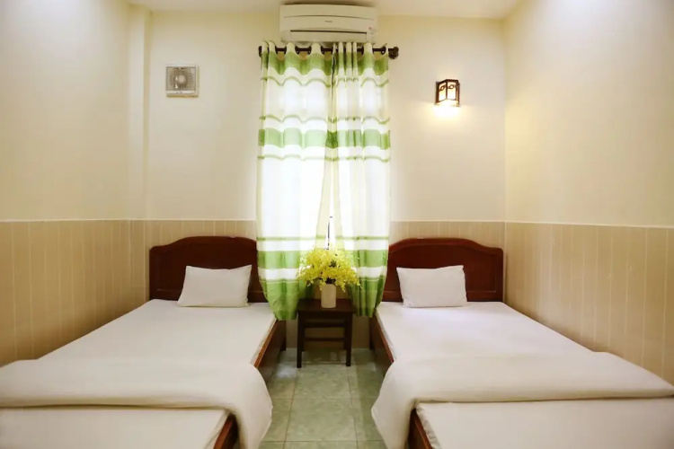 Minh Quang Hotel