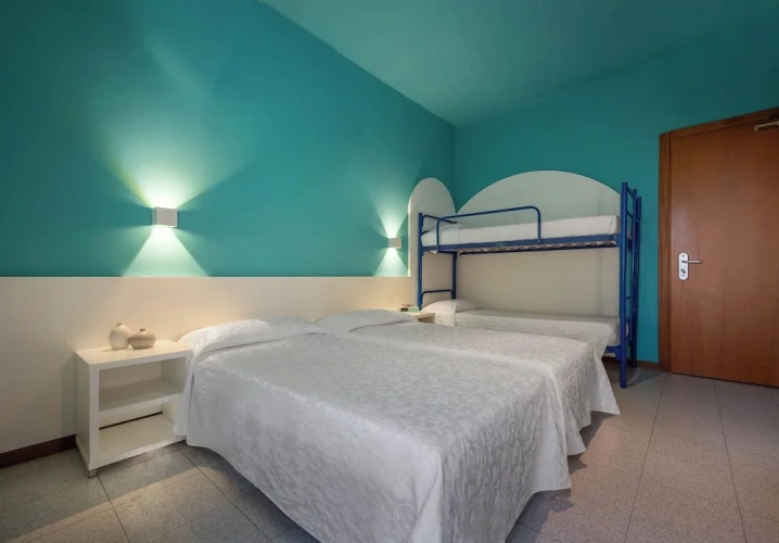 Superior Quadruple room