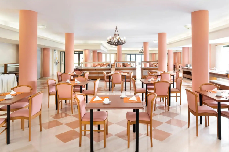 Century Resort Apartments