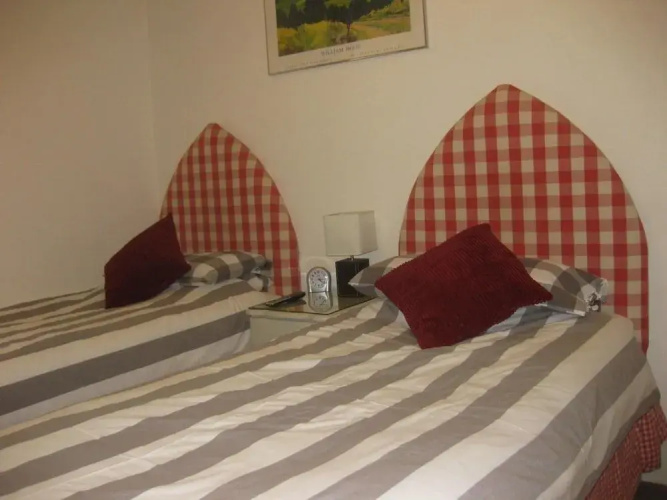 Acorns Guest House