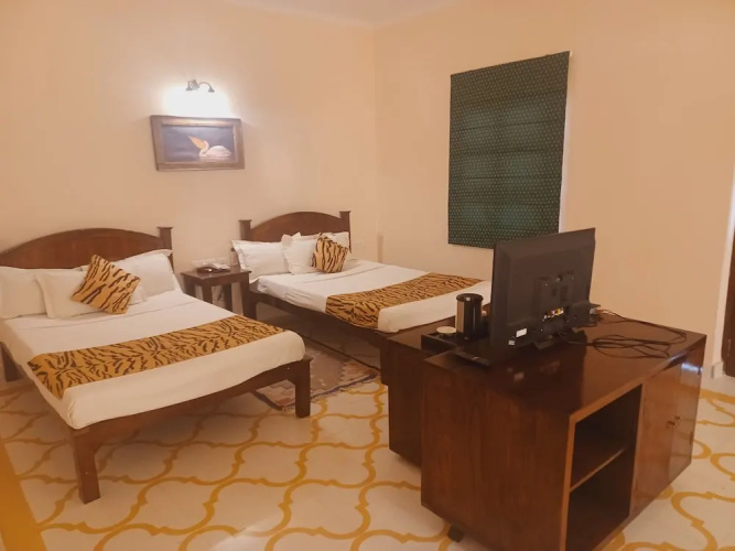 Hotel Dev Vilas