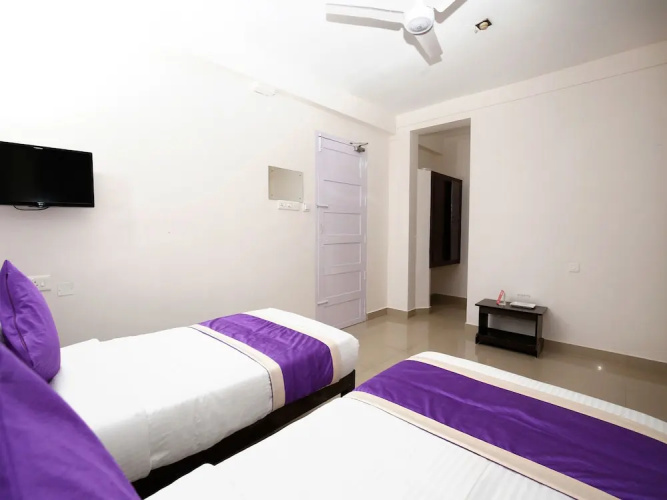 OYO 9797 Hotel Vbee Plaza