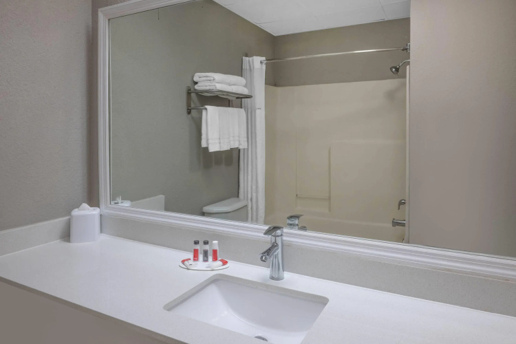 Baymont by Wyndham Pooler/Savannah
