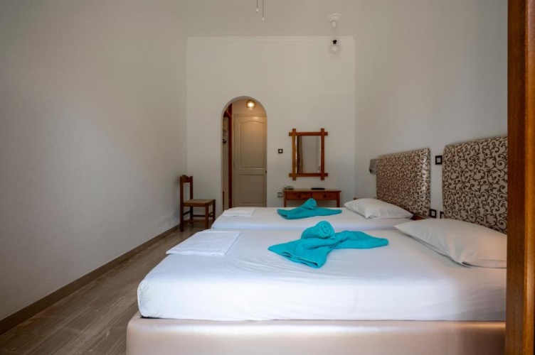 Standard Double room with garden view