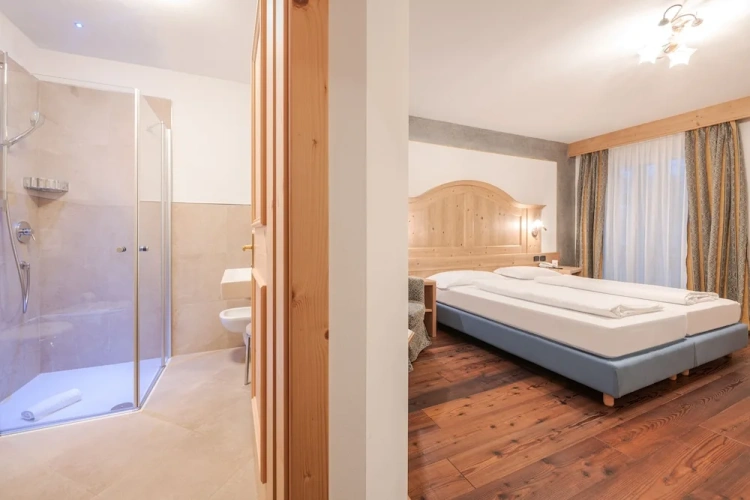 Classic Double room with balcony