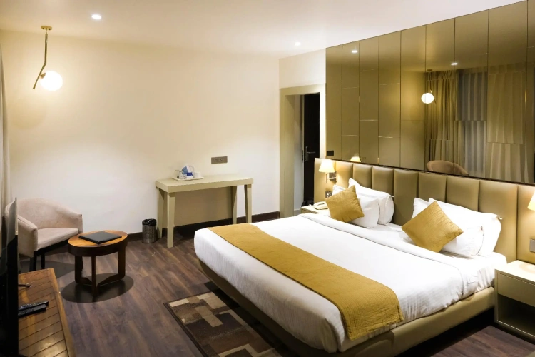 Royal Single room