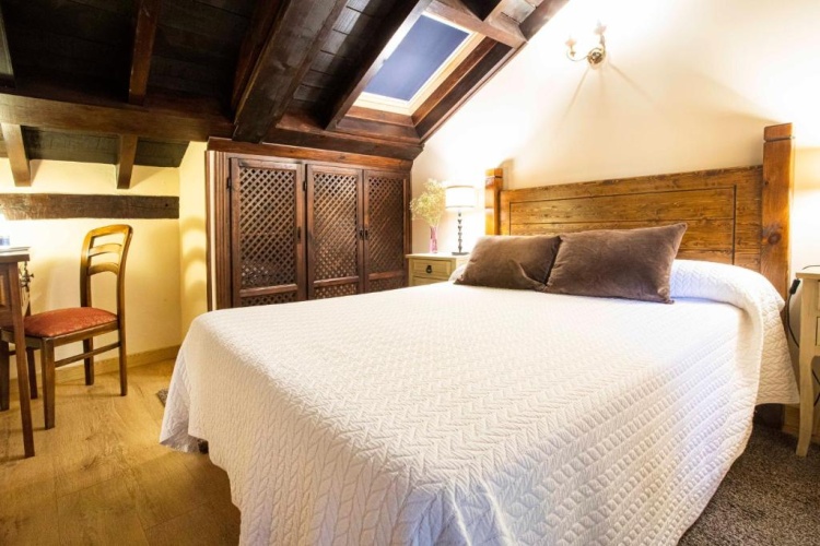 Economy Double Attic room