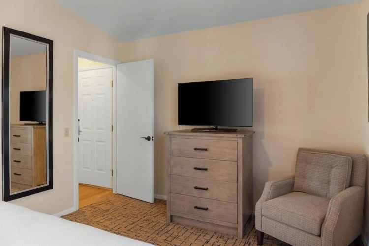 1 Bedroom Suite with balcony