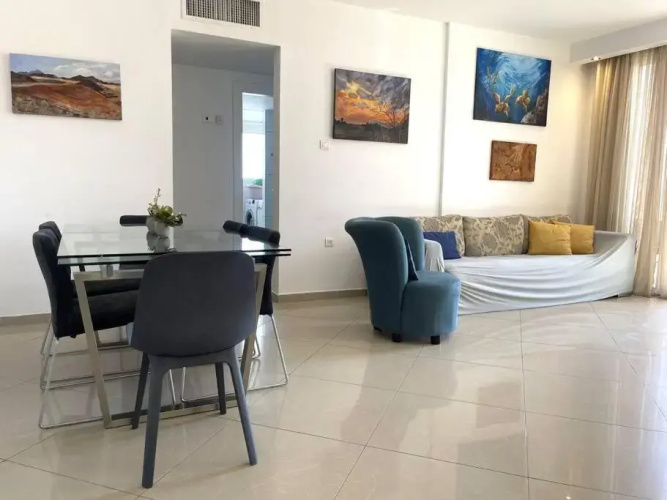 Sunny 3BR Apartment Golf Residence