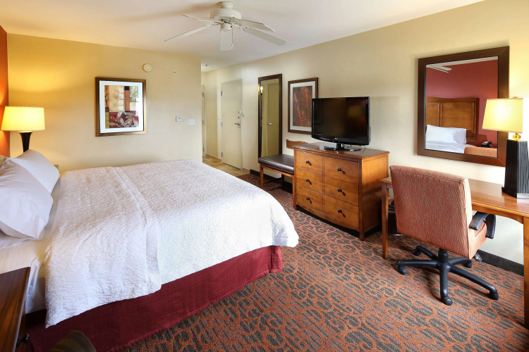 Hampton Inn & Suites Tucson-Mall