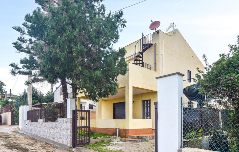 2 Bedrooms Cottage