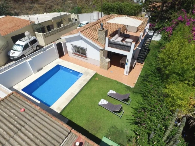 3 Bedrooms Cottage