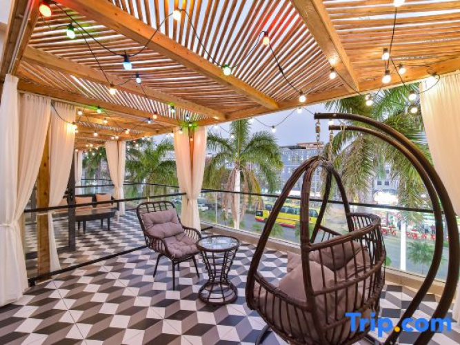 8080 Hotel (Beihai Silver Beach Branch)