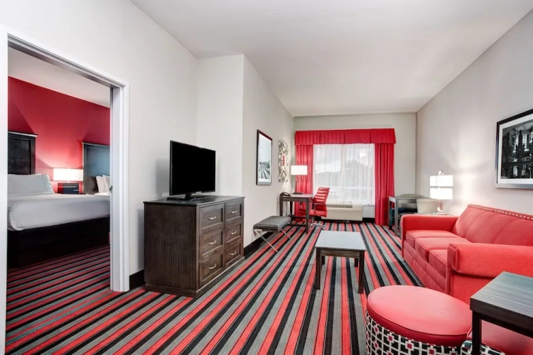 Quadruple Suite