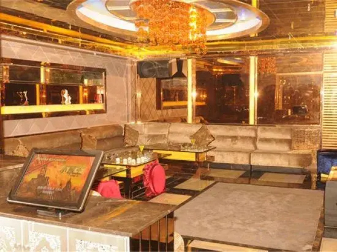 Heavenly Lake Hotel