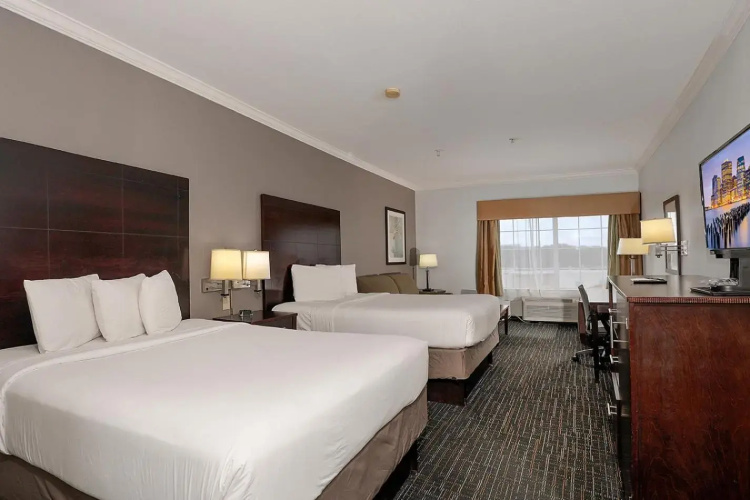 La Quinta Inn & Suites by Wyndham Houston - Westchase