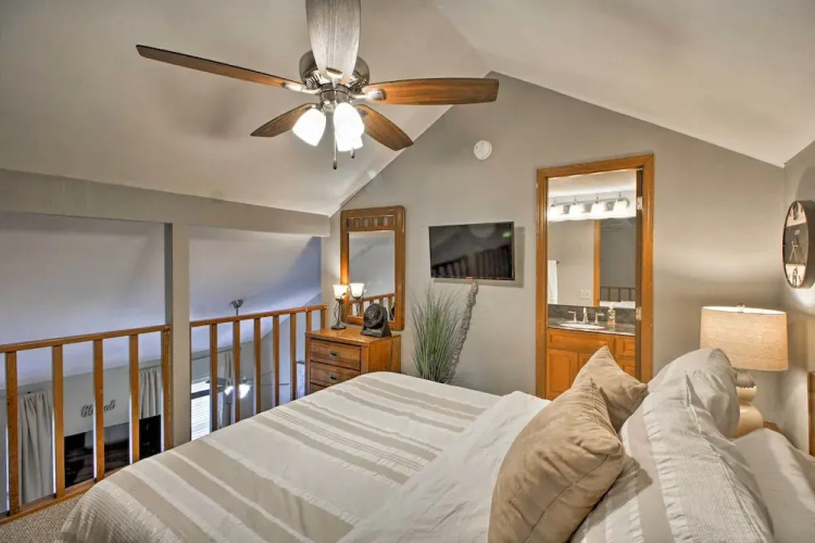 Branson Resort Condo w/ Lake Taneycomo Access!