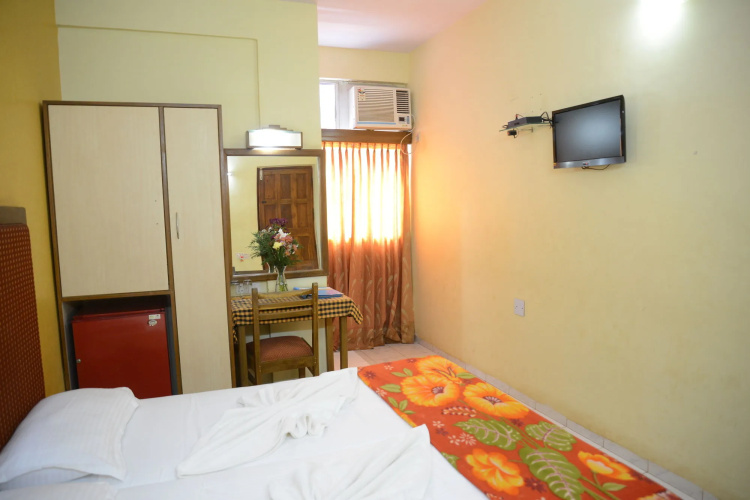 Valentines Retreat- Near Candolim Beach
