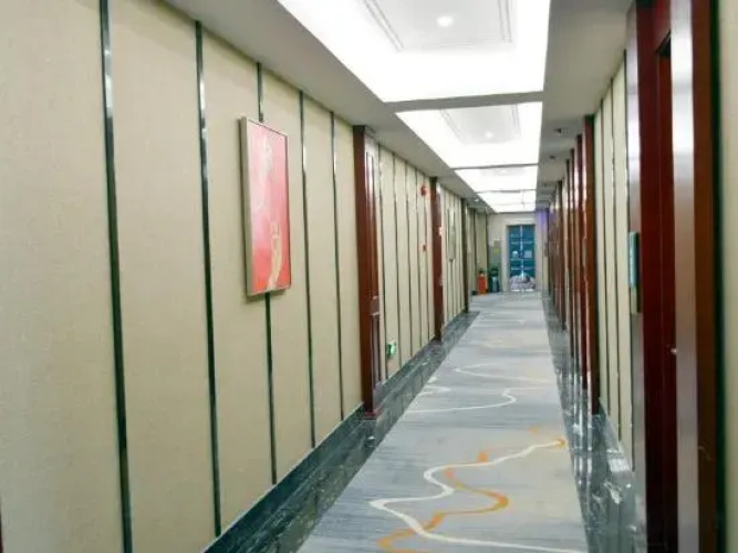 Luxotel Hotel