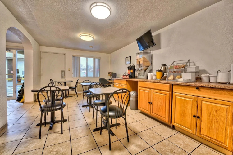 University Inn Reno
