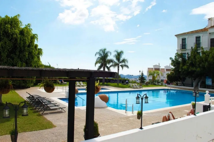 Hacienda Del Sol