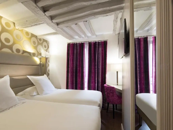 Superior Twin room