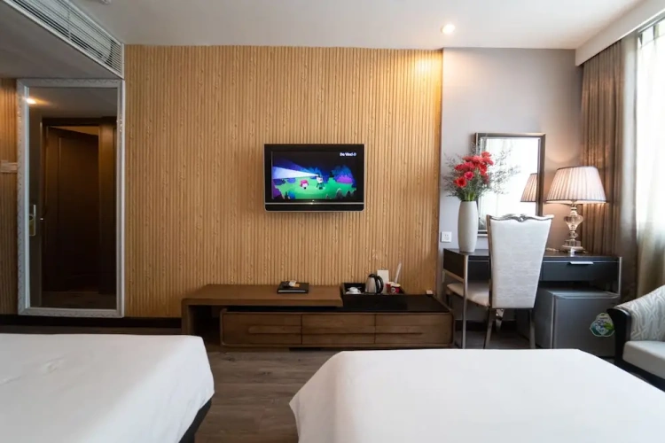 Executive Twin room with city view