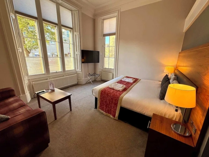 Standard Double Suite