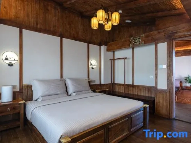 2 Bedrooms Suite