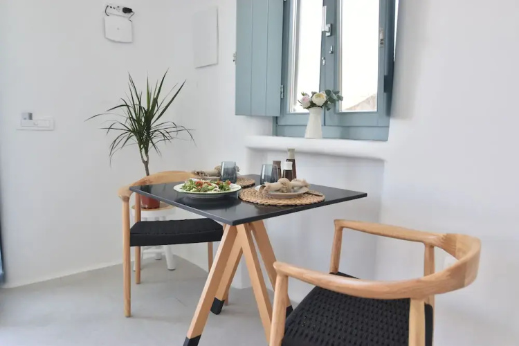 Panthea Suite Santorini