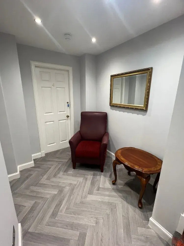 Mayfield Suites