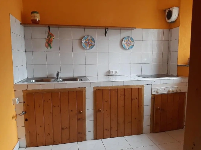 2 Bedrooms Cottage