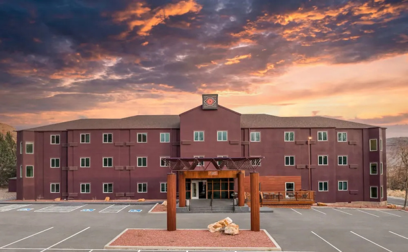 Wolfe's Hotel Moab - Moab, UT
