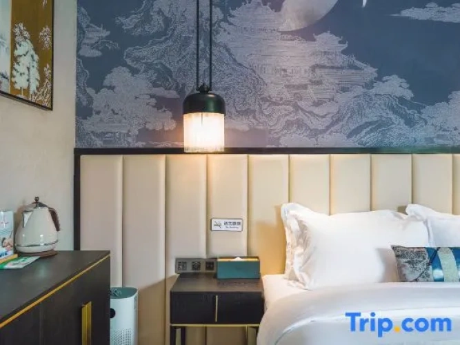 Deluxe Double Suite
