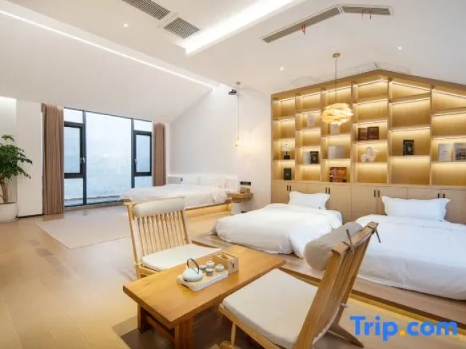 Family Suite with lake view