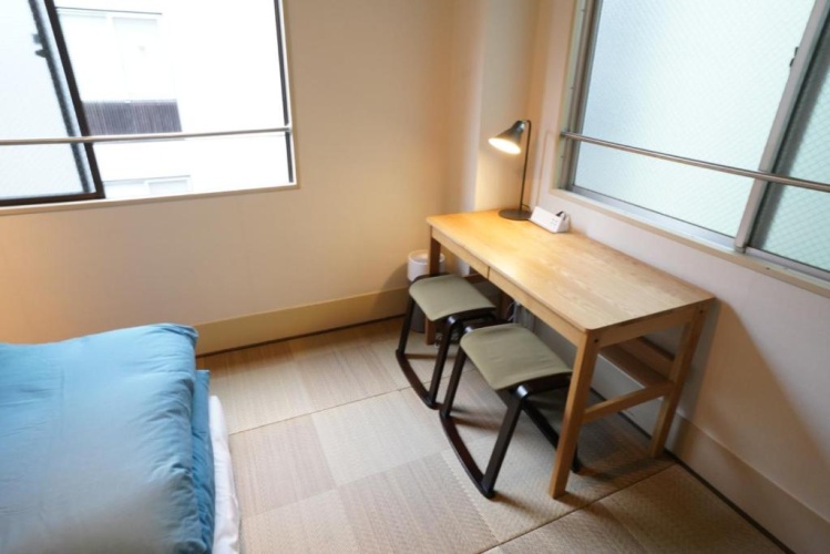 Economy Triple room