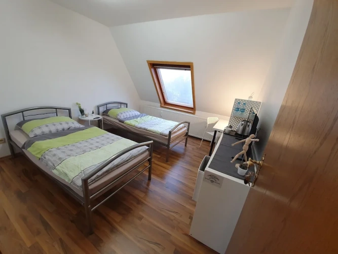 Economy room