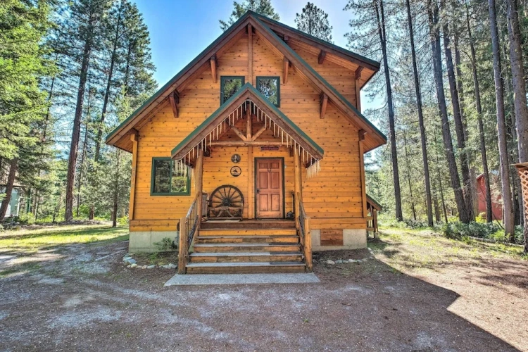 3 Bedrooms Cottage with balcony