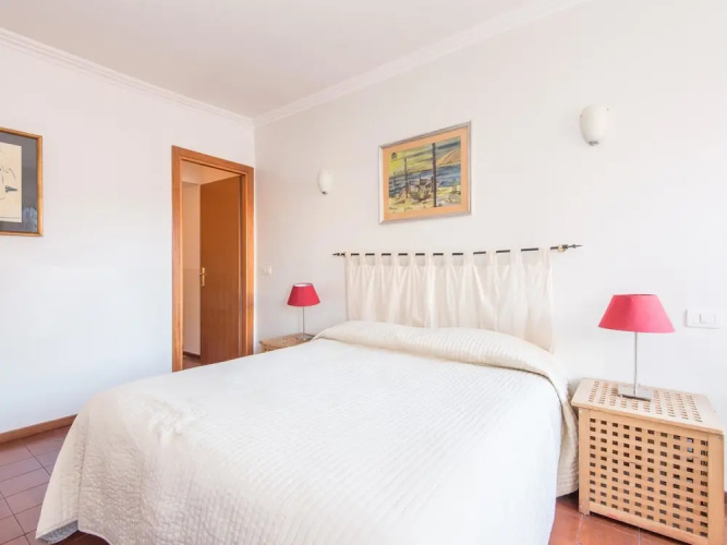 RSH Giulia Large Piazza Navona Apartment