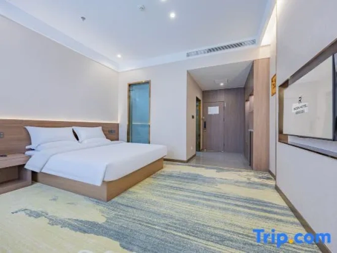 Standard Double room with city view